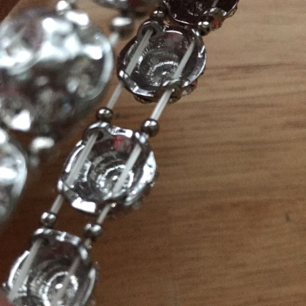 Silver Rhinestone Elastic Bracelet - Picture 4 of 4